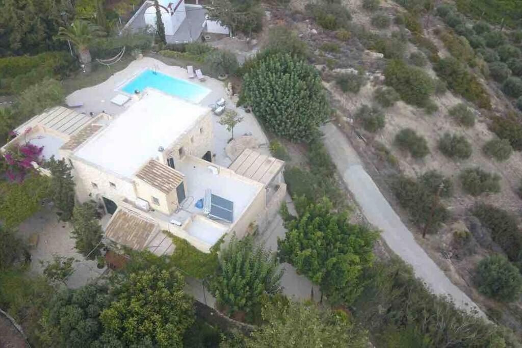Olive House Traditional Villa With Pool سيتيا المظهر الخارجي الصورة